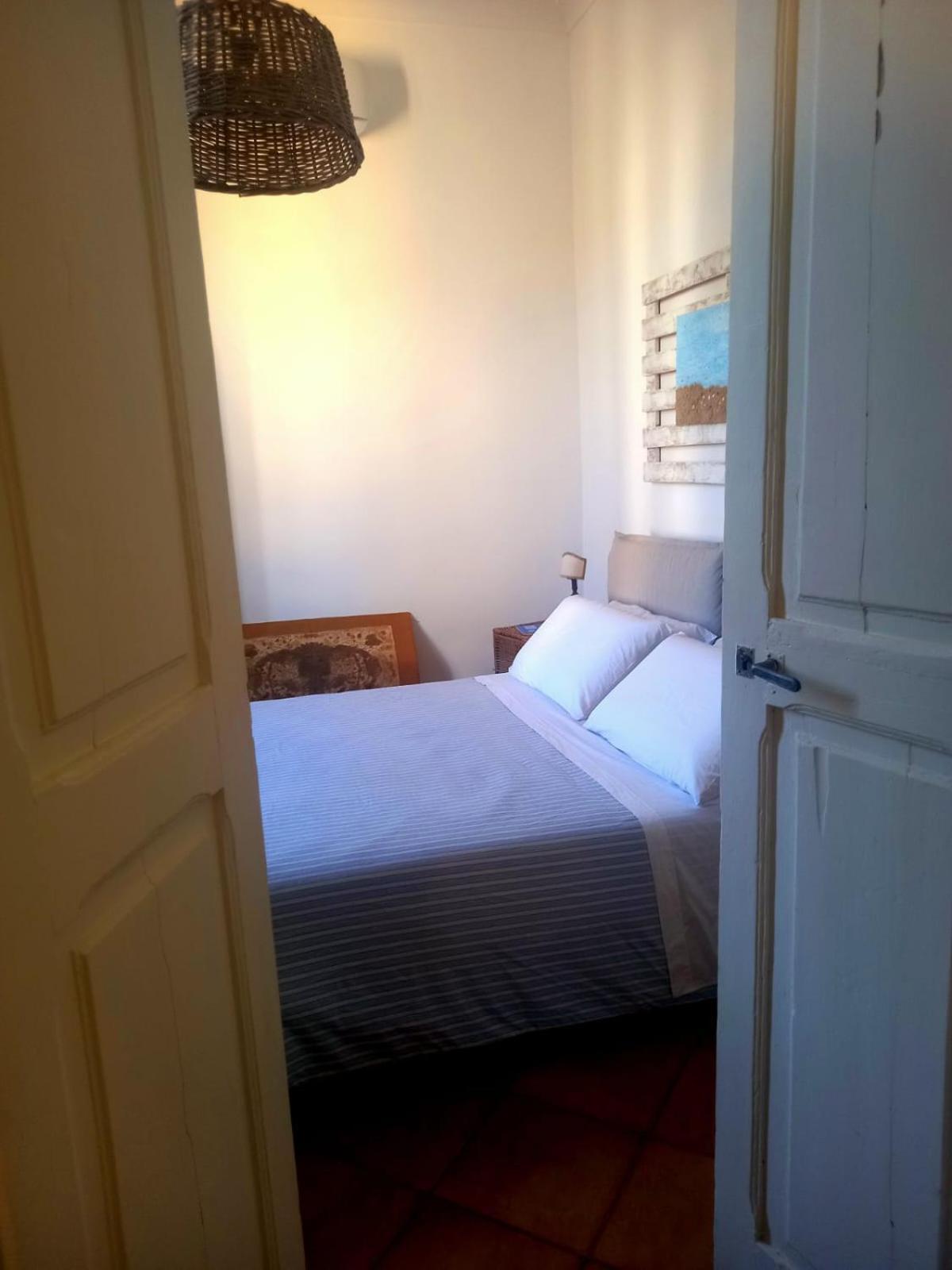 99 Scalini Bed & Breakfast Napoli Bagian luar foto